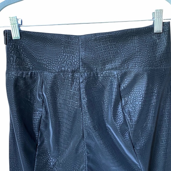 NEW Good American The Croc Exec Faux Leather Pants NWT - Picture 2 of 14